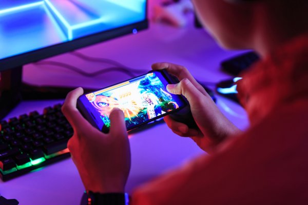 Rekomendasi Game Strategi Android Tahun 2023